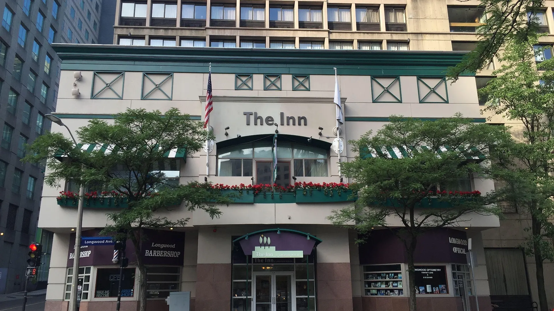 4 Hotels Close to USS Constitution Old Ironsides for Easy City Access
