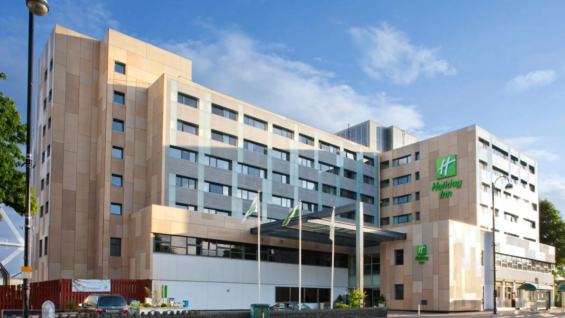 7 Top-Rated 4-Star Hotels In Cardiff Centre Worth Booking