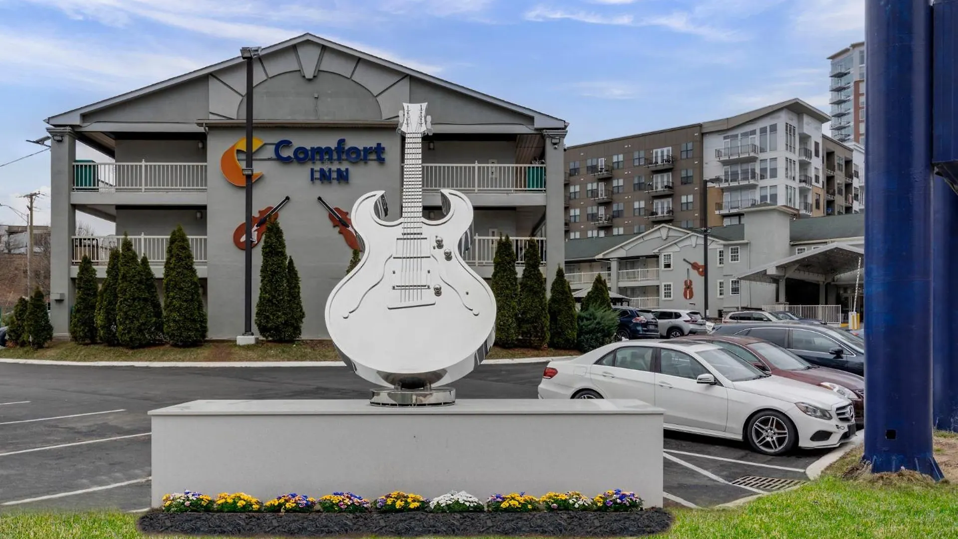 9 Business Hotels in Downtown Nashville That Stand Out