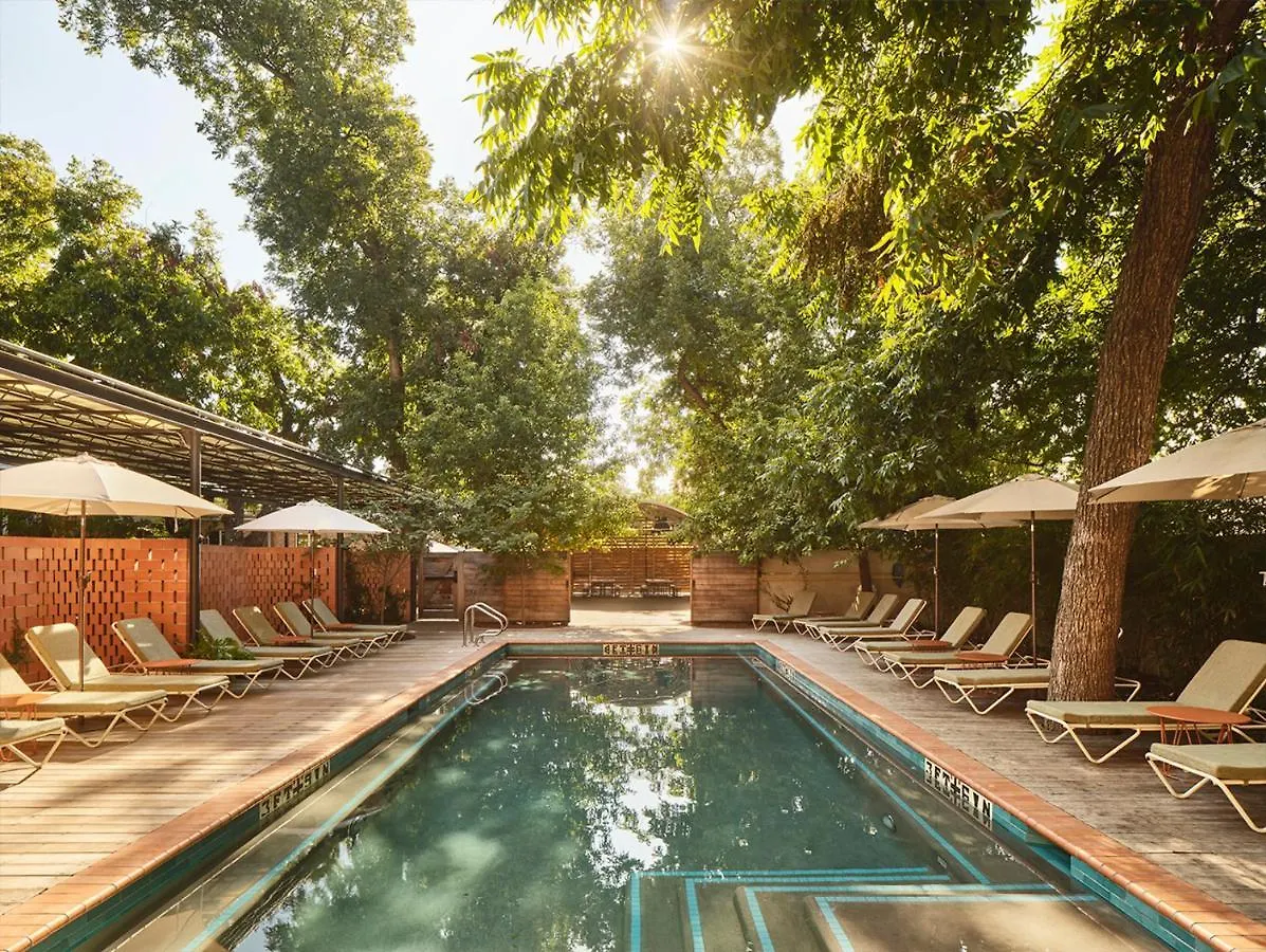 Where to Stay Near Texas State Capitol: 14 Budget Hotels Ranked