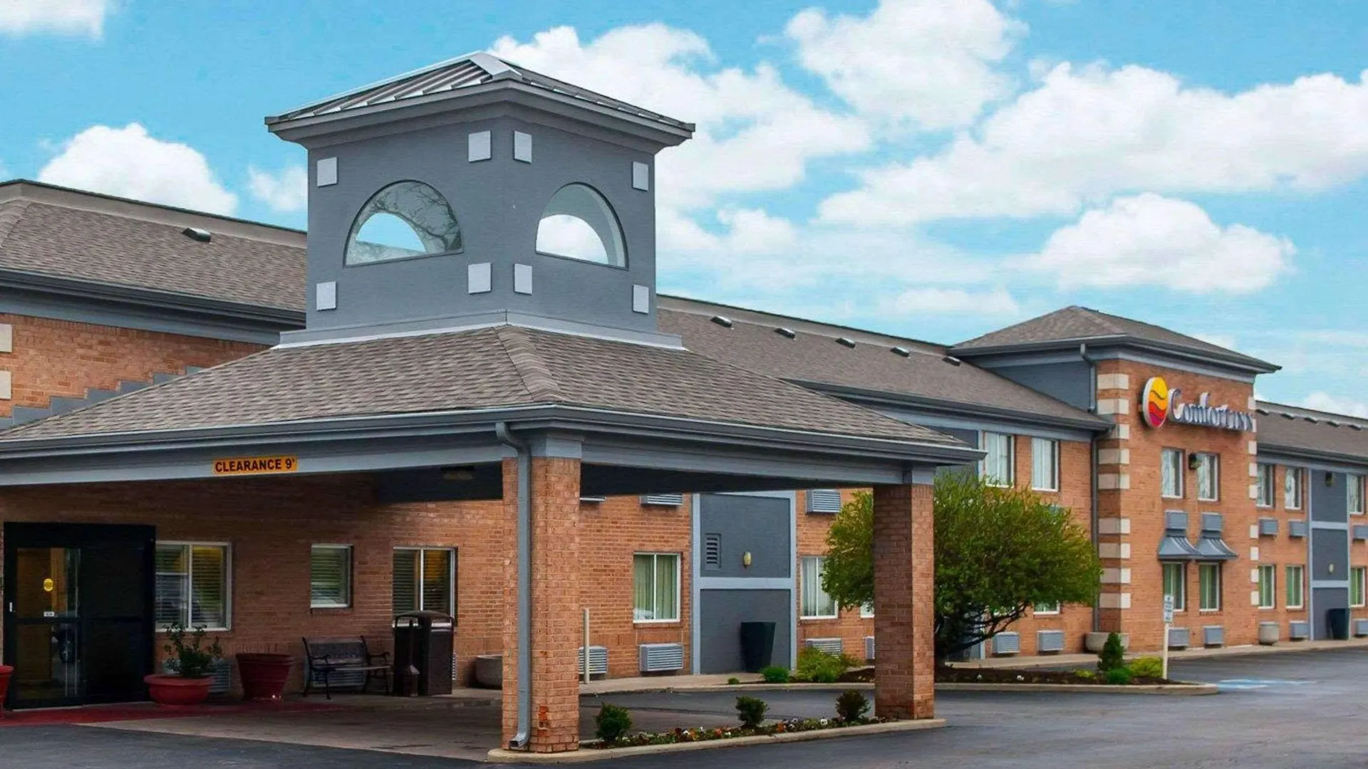 9 Business Hotels Near Hannah House for a Productive Stay