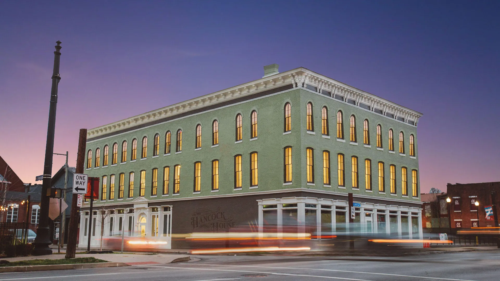 5 Smart Airport Hotels In Louisville Waterfront Park Worth Booking