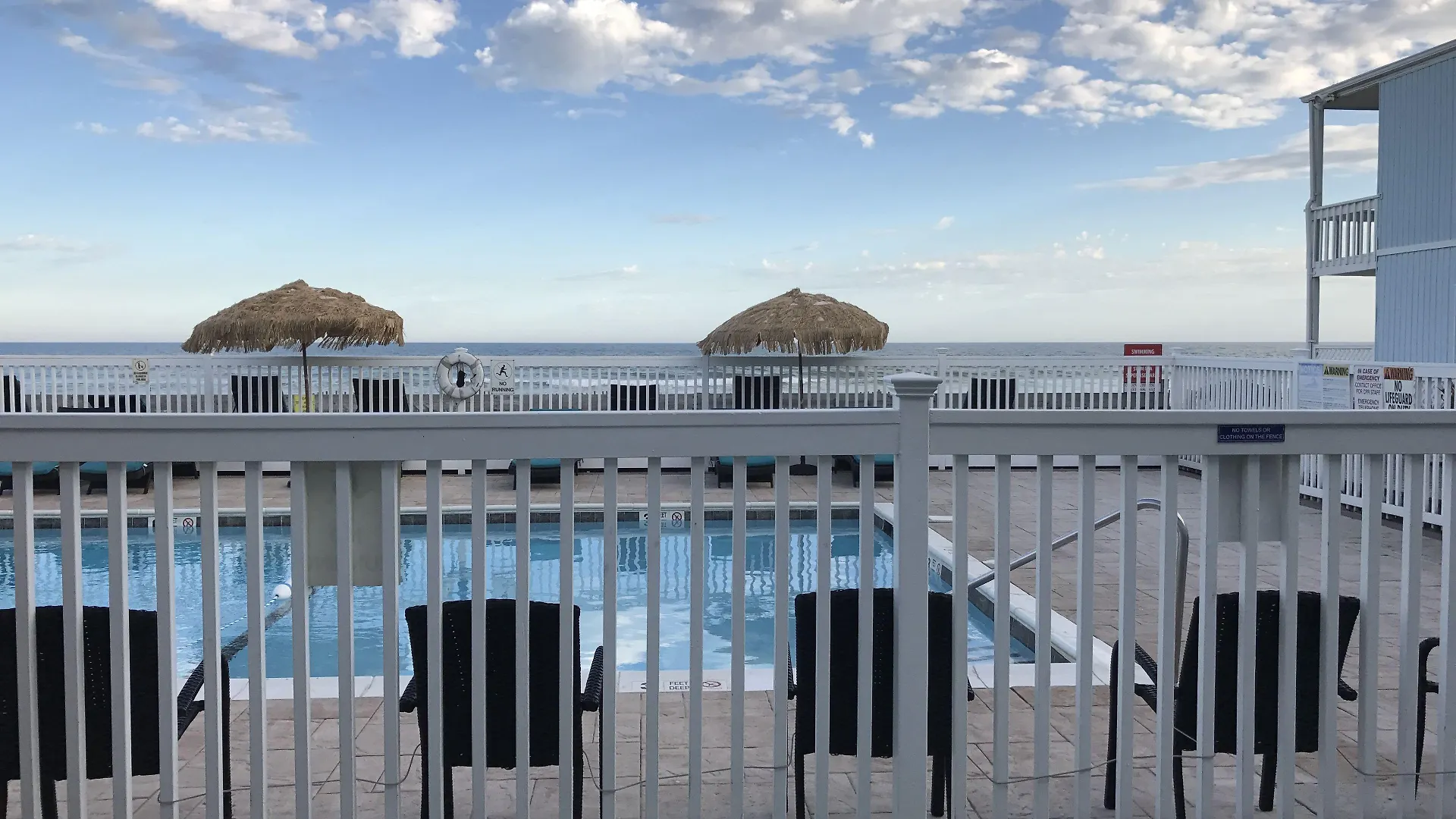 Where to Stay Near Second House Museum: 6 Best Beach Hotels