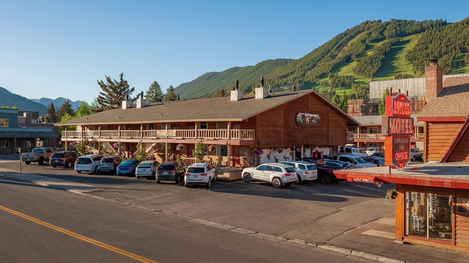 Where to Stay Near Teton County Parks and Rec: 5 Historic Hotels