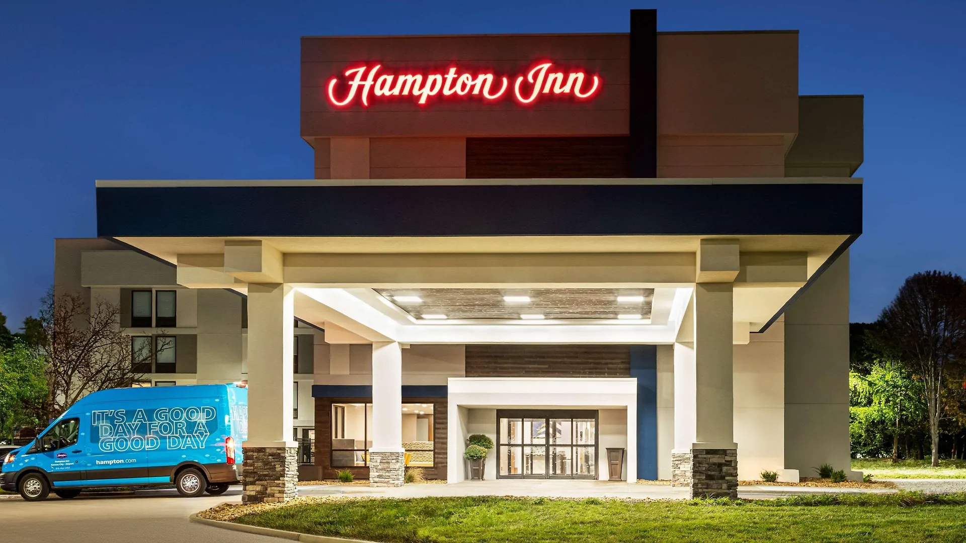 5 Smart 3-Star Hotels Near Tiffany Hills Park Worth Booking