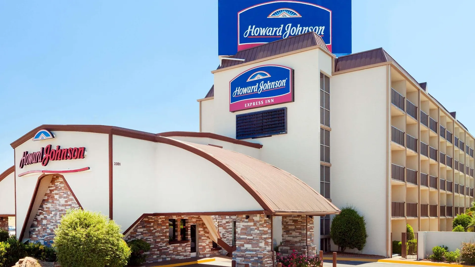 9 Business Hotels Near Southwest Park for Corporate Stays