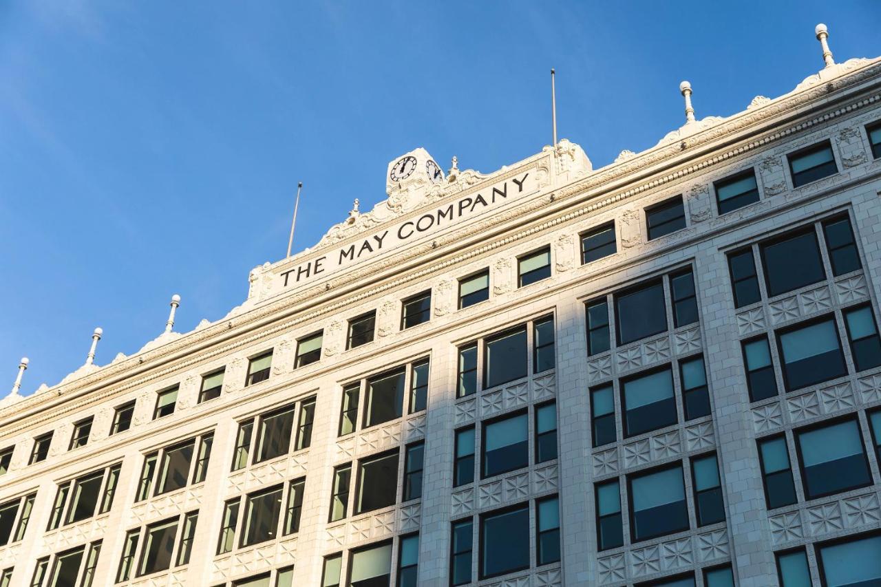 2 Airport Hotels Near Camelot Hall for Cleveland Travelers