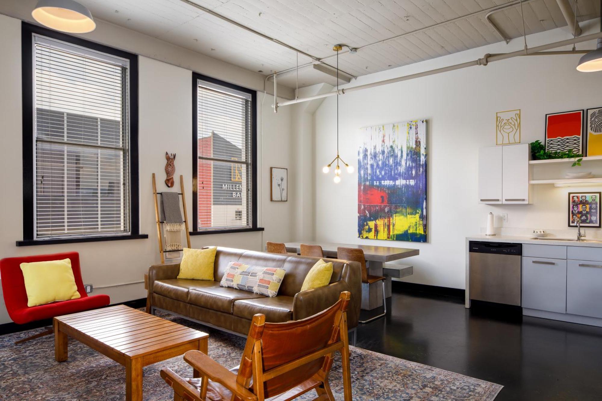 Staying In City Centre Chattanooga: 4 Central Hotels Compared