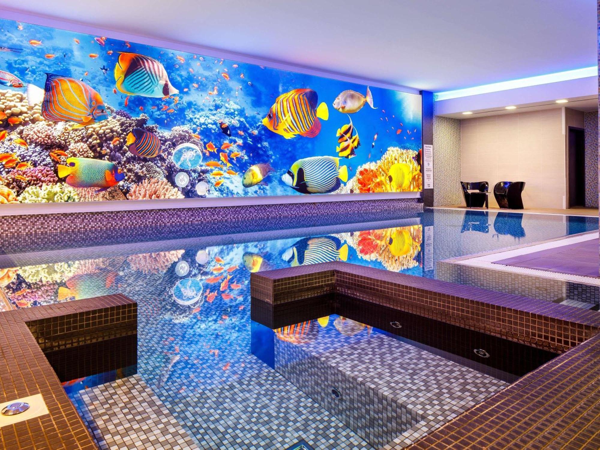 Where to Stay in Central London: 2 Novotel Hotels Compared