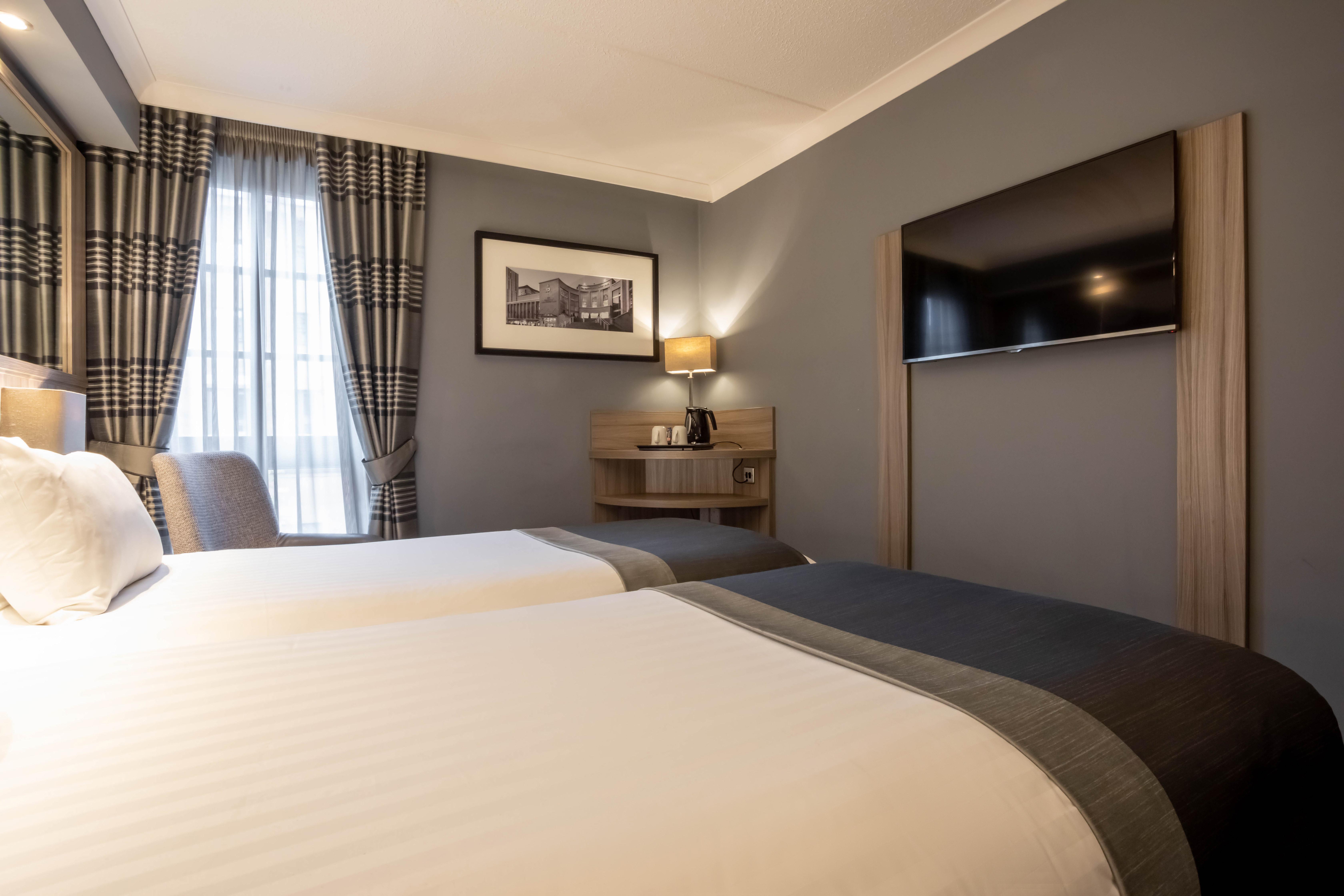 3 Family-Friendly Hotels in Glasgow City Centre Worth Booking